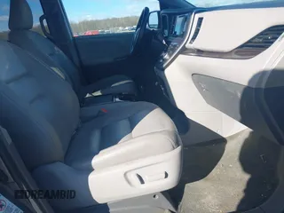 2017 Toyota Sienna XLE Auto Access Seat с VIN 5TDYZ3DC9HS805907, выставлен на аукционе IAAI как лот 41548808 с пробегом 131 607 миль миль и . История ставок и продаж доступна на DreamBid. Изображение 5.