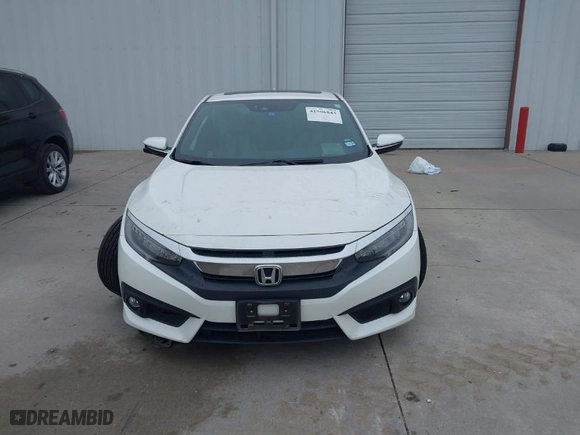 2017 Honda Civic Coupe Touring with VIN 2HGFC3B91HH353905, listed as a IAAI auction lot 41506843 with 81,383 mi miles. Bid and sale history available at carsss.com. Image 12.