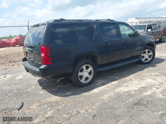 2007 Chevrolet Suburban LTZ with VIN 3GNFC16097G191395, listed as a IAAI auction lot 41965244 with 274,256 mi miles. Bid and sale history available at carsss.com. Image 4.