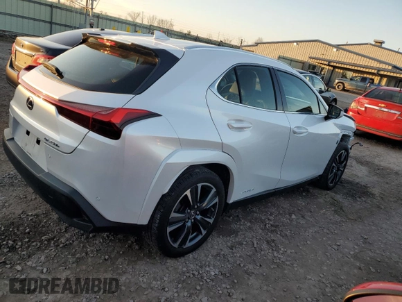 2022 Lexus UX with VIN JTHP9JBH9N2057661, listed as a Copart auction lot 81083394 with 26,443 mi miles and Salvage Title. Bid and sale history available at carsss.com. Image 3.