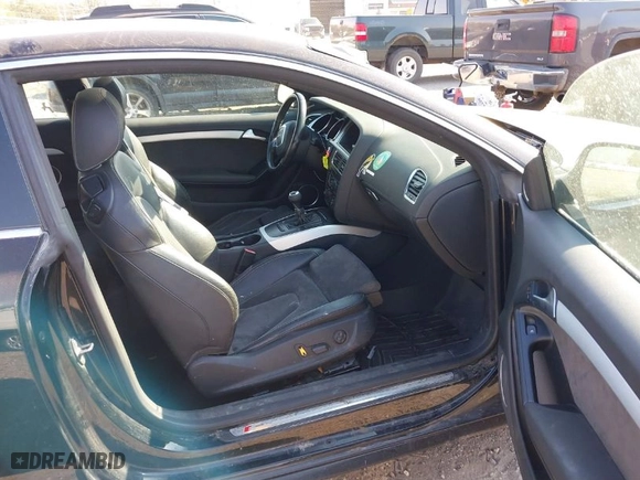 2009 Audi A5 with VIN WAUDK78T99A011148, listed as a IAAI auction lot 40598623 with 159,073 mi miles. Bid and sale history available at carsss.com. Image 5.
