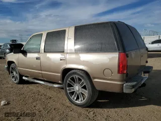 1996 Chevrolet Tahoe Limited with VIN 1GNEC13R9TJ379583, listed as a Copart auction lot 81978964 with 308,812 mi miles and Salvage Title. Bid and sale history available at carsss.com. Image 2.