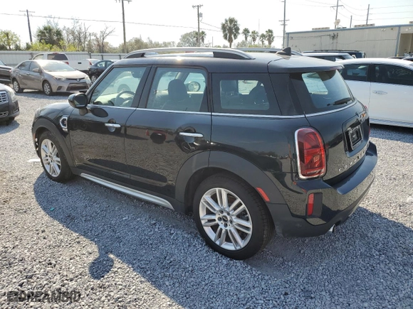 2023 MINI Countryman Cooper S with VIN WMZ53BR04P3P94439, listed as a Copart auction lot 43373975 with 10,672 mi miles and Salvage Title. Bid and sale history available at carsss.com. Image 2.