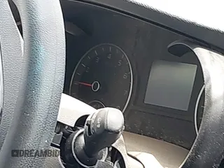 2019 Kia Optima LX z VIN 5XXGT4L30KG357618, wystawiony jako IAAI lot #41854957 z przebiegiem Nie podano mil oraz . Historia ofert i sprzedaży dostępna na DreamBid. Obrazek 7.