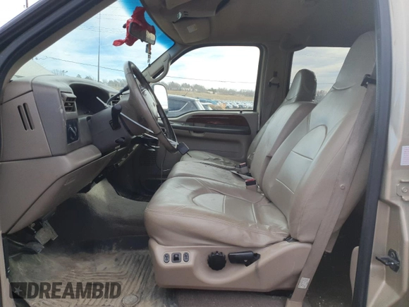 2000 Ford Super Duty F-250 XL with VIN 1FTNW21S4YEC53921, listed as a Copart auction lot 43639375 with 259,713 mi miles and Clean Title. Bid and sale history available at carsss.com. Image 7.