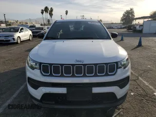 2022 Jeep Compass Sport with VIN 3C4NJCAB3NT164244, listed as a Copart auction lot 79576414 with 41,372 mi miles and Salvage Title. Bid and sale history available at carsss.com. Image 5.