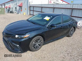 2022 Toyota Camry SE with VIN 4T1T11AK8NU700019, listed as a IAAI auction lot 40134654 with 34,662 mi miles. Bid and sale history available at carsss.com. Image 23.