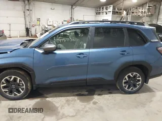 2025 Subaru Forester Premium with VIN JF2SLDDCXSH500023, listed as a IAAI auction lot 41843810 with 749 mi miles. Bid and sale history available at carsss.com. Image 14.