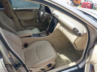 2001 Mercedes-Benz C 230/260/280/320 with VIN WDBRF61J61F108121, listed as a IAAI auction lot 41985853 with 175,305 mi miles and . Bid and sale history available at DreamBid. Image 5.