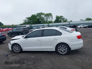 2012 Volkswagen Jetta SE with VIN 3VWDP7AJ8CM396562, listed as a IAAI auction lot 42523926 with Not provided miles and . Bid and sale history available at DreamBid. Image 15.