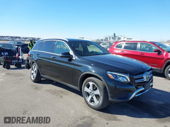 2019 Mercedes-Benz GLC with VIN WDC0G4KBXKF549538, listed as a IAAI auction lot 41878364 with 37,436 mi miles. Bid and sale history available at carsss.com. Image 1.