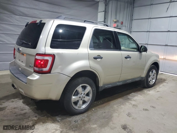 2011 Ford Escape XLT with VIN 1FMCU9DG8BKB50390, listed as a Copart auction lot 49583295 with 80,753 mi miles and Salvage Title. Bid and sale history available at carsss.com. Image 3.