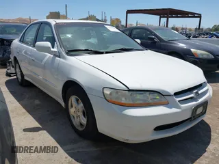 2000 Honda Accord EX with VIN 1HGCG1656YA070949, listed as a IAAI auction lot 42420586 with 285,732 mi miles and . Bid and sale history available at DreamBid. Image 1.