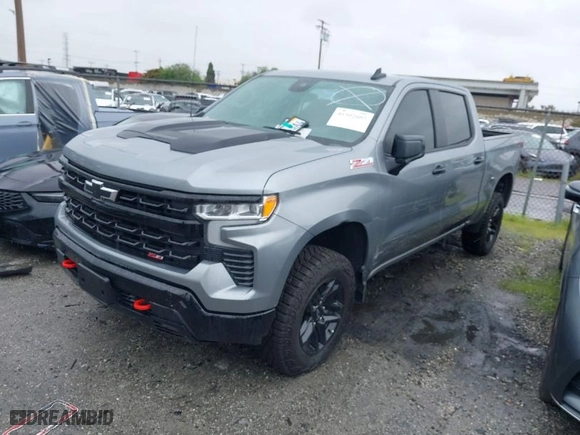 2024 Chevrolet Silverado 1500 LT Trail Boss with VIN 3GCUDFED8RG336847, listed as a IAAI auction lot 41502602 with 5,227 mi miles. Bid and sale history available at carsss.com. Image 2.
