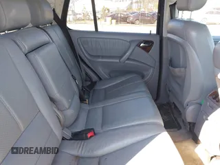 2000 Mercedes-Benz M 320/430/500 z VIN 4JGAB54E5YA172706, wystawiony jako IAAI lot #41652197 z przebiegiem 221 907 mil mil oraz . Historia ofert i sprzedaży dostępna na DreamBid. Obrazek 8.