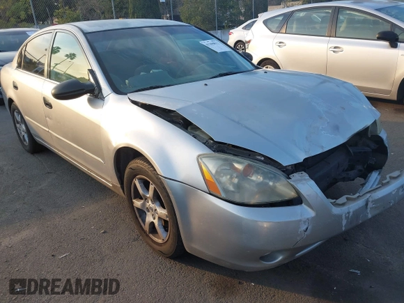 2002 Nissan Altima S with VIN 1N4AL11D72C174190, listed as a IAAI auction lot 41390812 with 171,646 mi miles. Bid and sale history available at carsss.com. Image 1.