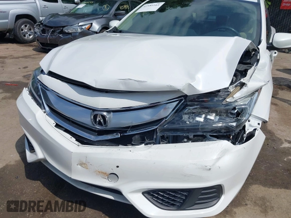 2017 Acura ILX Premium with VIN 19UDE2F72HA001483, listed as a IAAI auction lot 42586161 with 31,332 mi miles and . Bid and sale history available at DreamBid. Image 6.