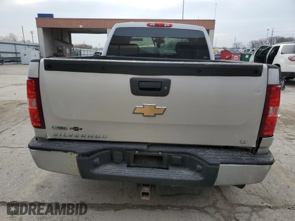 2010 Chevrolet Silverado 1500 LT with VIN 1GCSKSE39AZ155984, listed as a Copart auction lot 52940725 with Not Provided miles and Salvage Title. Bid and sale history available at DreamBid. Image 6.