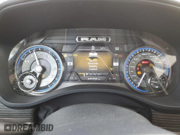2021 Ram 1500 z VIN 0K0700710912, wystawiony jako Copart lot #78713673 z przebiegiem 41 902 mil mil oraz Czysty tytuł • Clean title. Historia ofert i sprzedaży dostępna na DreamBid. Obrazek 9.