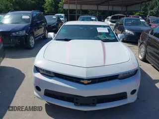 2015 Chevrolet Camaro LS z VIN 2G1FB1E37F9293805, wystawiony jako IAAI lot #42393142 z przebiegiem 138 288 mil mil oraz . Historia ofert i sprzedaży dostępna na DreamBid. Obrazek 6.