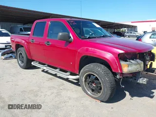 2006 GMC Canyon SLE1 z VIN 1GTDT136768144637, wystawiony jako IAAI lot #42323078 z przebiegiem 155 443 mil mil oraz . Historia ofert i sprzedaży dostępna na DreamBid. Obrazek 1.