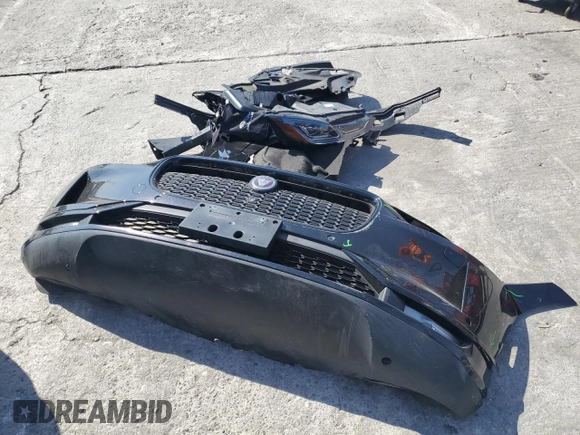 2020 Jaguar I-Pace HSE with VIN SADHD2S13L1F79208, listed as a Copart auction lot 64900084 with 43,668 mi miles and Salvage title. Bid and sale history available at DreamBid. Image 13.