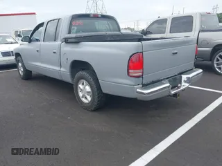 2000 Dodge Dakota Sport with VIN 1B7GL2ANXYS684051, listed as a IAAI auction lot 42108965 with Not Provided miles. Bid and sale history available at carsss.com. Image 3.