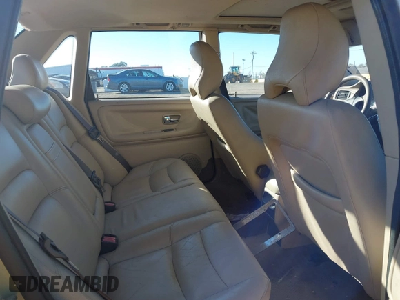 2000 Volvo S70 z VIN YV1LS56D1Y2669368, wystawiony jako IAAI lot #41513736 z przebiegiem 259 844 mil mil oraz . Historia ofert i sprzedaży dostępna na DreamBid. Obrazek 8.