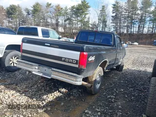1996 Ford F-250 with VIN 2FTHF26F2TCA61615, listed as a IAAI auction lot 41646849 with 135,321 mi miles. Bid and sale history available at carsss.com. Image 4.