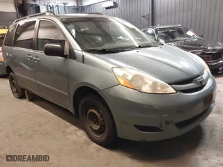 2010 Toyota Sienna CE with VIN 5TDKK4CCXAS301485, listed as a IAAI auction lot 41813520 with 158,770 mi miles. Bid and sale history available at carsss.com. Image 1.