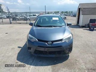 2015 Toyota Corolla L z VIN 5YFBURHE5FP252830, wystawiony jako IAAI lot #42234851 z przebiegiem 132 237 mil mil oraz . Historia ofert i sprzedaży dostępna na DreamBid. Obrazek 13.