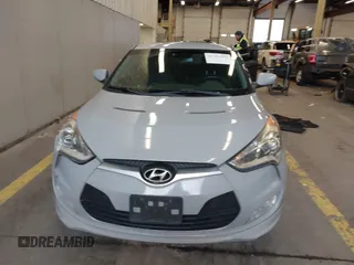 2013 Hyundai Veloster w/Black Int with VIN KMHTC6AD2DU128534, listed as a IAAI auction lot 41791398 with 158,414 mi miles and . Bid and sale history available at DreamBid. Image 12.