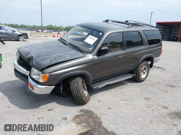 1998 Toyota 4Runner SR5 with VIN JT3HN86R8W0189079, listed as a IAAI auction lot 41878706 with 334,962 mi miles and . Bid and sale history available at DreamBid. Image 17.