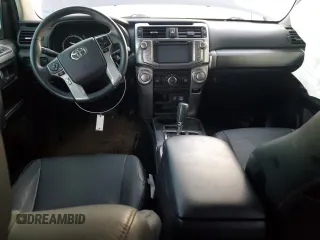 2019 Toyota 4Runner SR5 с VIN JTEZU5JR2K5212292, выставлен на аукционе Copart как лот 47129105 с пробегом 41 996 миль миль и Списание • Salvage title. История ставок и продаж доступна на DreamBid. Изображение 8.