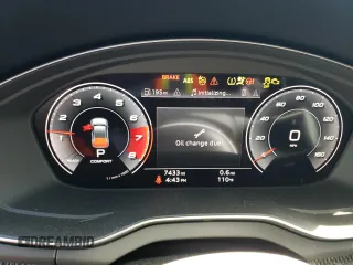 2023 Audi SQ5 Premium Plus with VIN WA1B4AFY9P2147524, listed as a Copart auction lot 60696554 with 7,433 mi miles and Salvage Title. Bid and sale history available at DreamBid. Image 9.