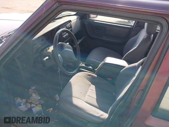 2000 Jeep Cherokee with VIN 1J4FF48S8YL222764, listed as a IAAI auction lot 42365593 with 199,952 mi miles and . Bid and sale history available at DreamBid. Image 5.