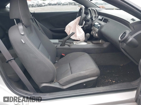 2011 Chevrolet Camaro 1LT with VIN 2G1FB1ED8B9208084, listed as a IAAI auction lot 42523897 with 112,894 mi miles and . Bid and sale history available at DreamBid. Image 5.