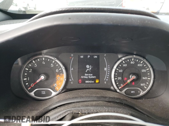 2018 Jeep Renegade Sport с VIN ZACCJBAB9JPH29597, выставлен на аукционе Copart как лот 54563915 с пробегом 88 042 миль миль и Списание • Salvage title. История ставок и продаж доступна на DreamBid. Изображение 9.