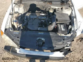 2004 Pontiac Grand Am SE with VIN 1G2NE52F64M576989, listed as a Copart auction lot 72426484 with 108,606 mi miles and Salvage Title. Bid and sale history available at carsss.com. Image 12.