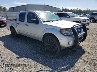 2017 Nissan Frontier SV with VIN 1N6AD0ER8HN709982, listed as a Copart auction lot 64695455 with 133,517 mi miles and Clean title. Bid and sale history available at DreamBid. Image 4.