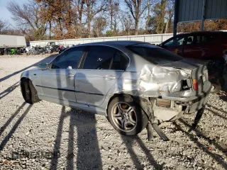 2003 BMW 3 Series 330i with VIN WBAEV534X3KM05095, listed as a Copart auction lot 82410974 with 220,644 mi miles and Salvage Title. Bid and sale history available at carsss.com. Image 2.