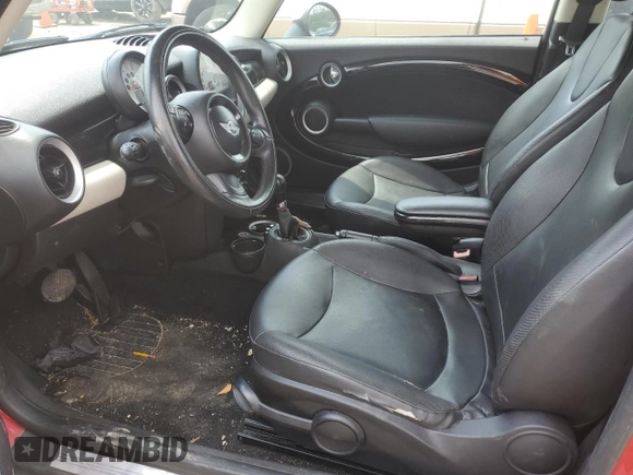 2013 MINI Hardtop with VIN WMWSU3C54DT687765, listed as a Copart auction lot 54677425 with Not Provided miles and Salvage Title. Bid and sale history available at DreamBid. Image 7.