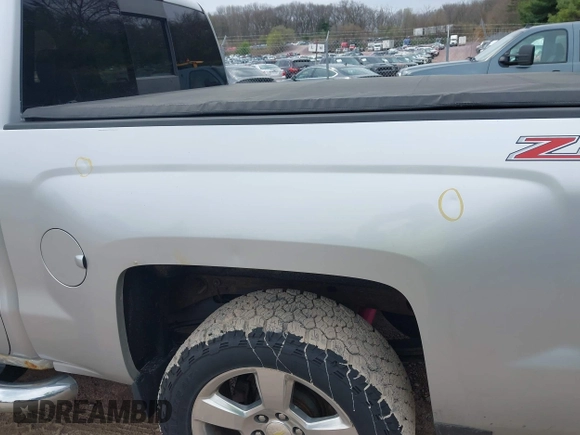 2014 Chevrolet Silverado 1500 LT with VIN 3GCUKREH3EG235137, listed as a IAAI auction lot 42134613 with 191,347 mi miles. Bid and sale history available at carsss.com. Image 19.