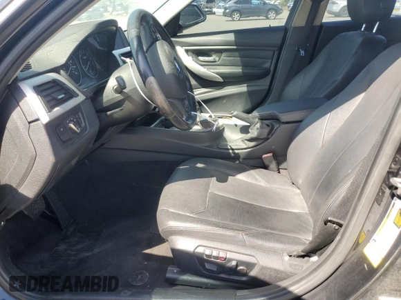 2013 BMW 3 Series 328i с VIN WBA3C1G54DNR44921, выставлен на аукционе Copart как лот 51687475 с пробегом 61 181 миль миль и Чистый • Clean title. История ставок и продаж доступна на DreamBid. Изображение 7.