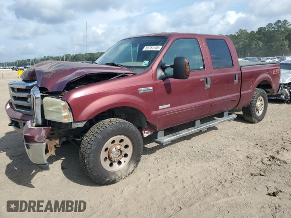 2005 Ford F-250 XL z VIN 1FTSW21P15EC81377, wystawiony jako Copart lot #59781105 z przebiegiem 216 858 mil mil oraz Szkoda całkowita • Salvage title. Historia ofert i sprzedaży dostępna na DreamBid. Obrazek 1.