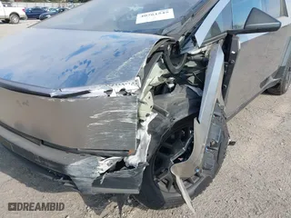 2024 Tesla Cybertruck with VIN 7G2CEHED7RA015449, listed as a IAAI auction lot 40761545 with 9,329 mi miles. Bid and sale history available at carsss.com. Image 16.