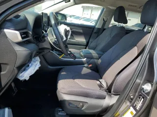 2024 Toyota Highlander LE with VIN 5TDKDRAH4RS050075, listed as a Copart auction lot 62658135 with 32,567 mi miles and Clean title. Bid and sale history available at DreamBid. Image 7.
