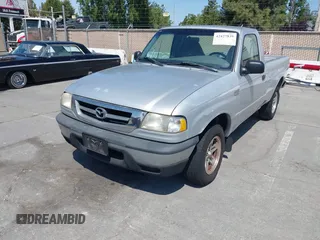 2001 Mazda B-Series Truck DS z VIN 4F4YR12U61TM14583, wystawiony jako IAAI lot #42427839 z przebiegiem 85 607 mil mil oraz . Historia ofert i sprzedaży dostępna na DreamBid. Obrazek 6.