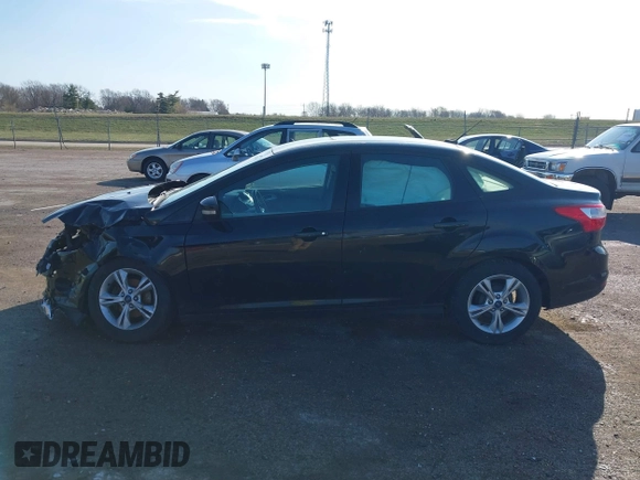 2013 Ford Focus SE with VIN 1FADP3F28DL260843, listed as a IAAI auction lot 41889090 with 131,636 mi miles. Bid and sale history available at carsss.com. Image 15.