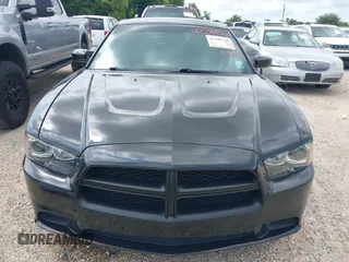 2014 Dodge Charger RT z VIN 2C3CDXCT2EH279653, wystawiony jako IAAI lot #42288528 z przebiegiem 167 378 mil mil oraz . Historia ofert i sprzedaży dostępna na DreamBid. Obrazek 12.